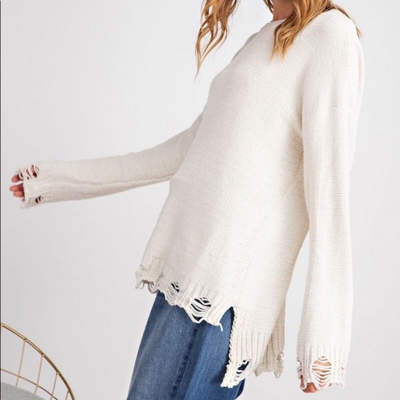 $ FIRM 🌷Cream Distressed Sweater - Picture 2 of 8